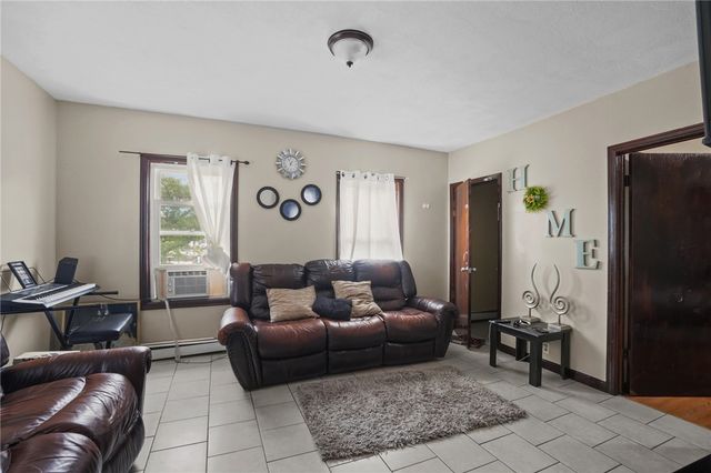 54 Jefferson Avenue, Pawtucket, RI 02860