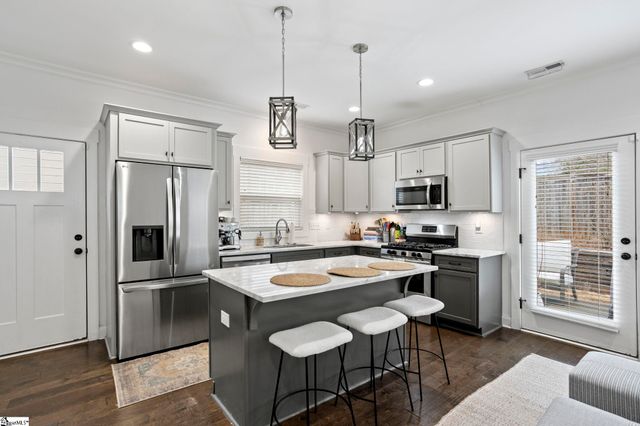 12 Cottage Hill Drive, Greenville, SC 29607