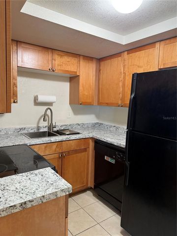 102 LEWFIELD CIRCLE 102, Winter Park, FL 32792