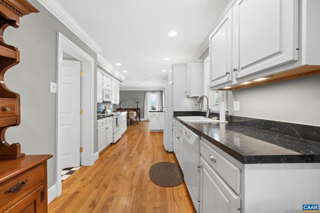 480 DAWSONVILLE RD, Barboursville, VA 22923
