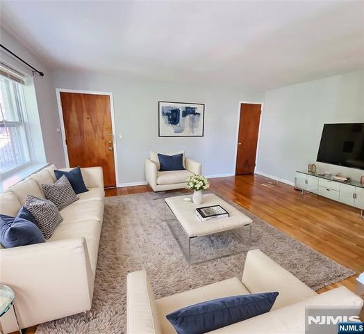 110 Elm Street 2D, Westwood, NJ 07675