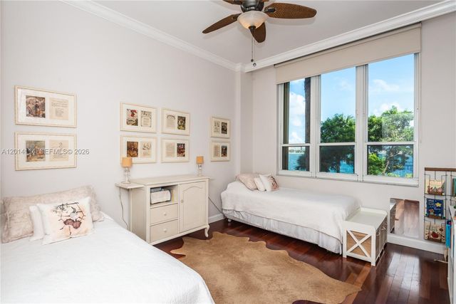 888 Brickell Key Dr 211, Miami, FL 33131