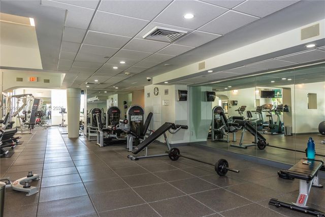 888 Brickell Key Dr 211, Miami, FL 33131
