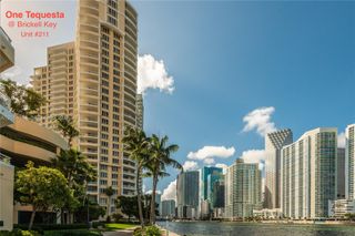 888 Brickell Key Dr 211, Miami, FL 33131