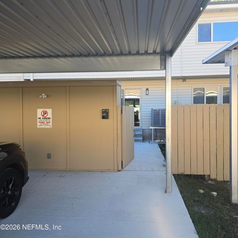 8205 KENSINGTON Square, Jacksonville, FL 32217