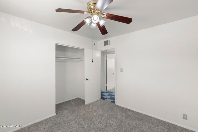 2242 E CHIPMAN Road, Phoenix, AZ 85040