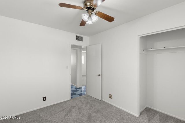 2242 E CHIPMAN Road, Phoenix, AZ 85040
