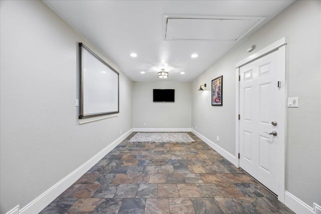 15103 Sunbird LN, Austin, TX 78734
