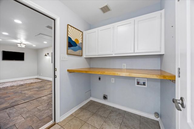 15103 Sunbird LN, Austin, TX 78734