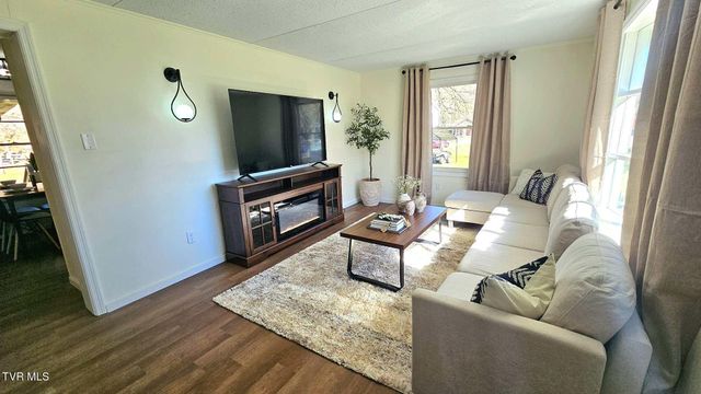 2053 Alto Street, Big Stone Gap, VA 24219