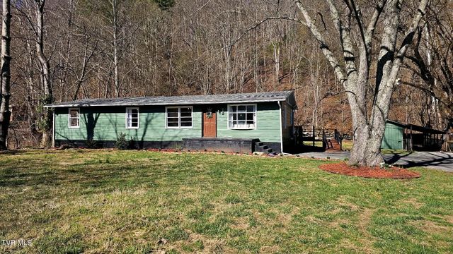 2053 Alto Street, Big Stone Gap, VA 24219