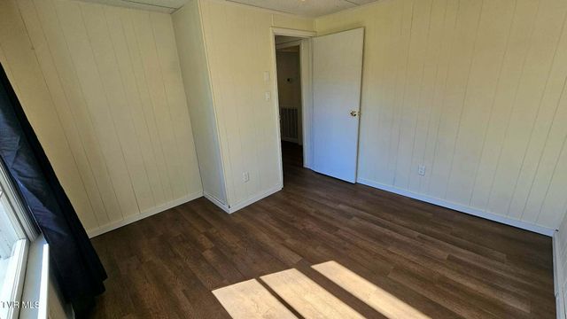 2053 Alto Street, Big Stone Gap, VA 24219