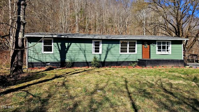 2053 Alto Street, Big Stone Gap, VA 24219