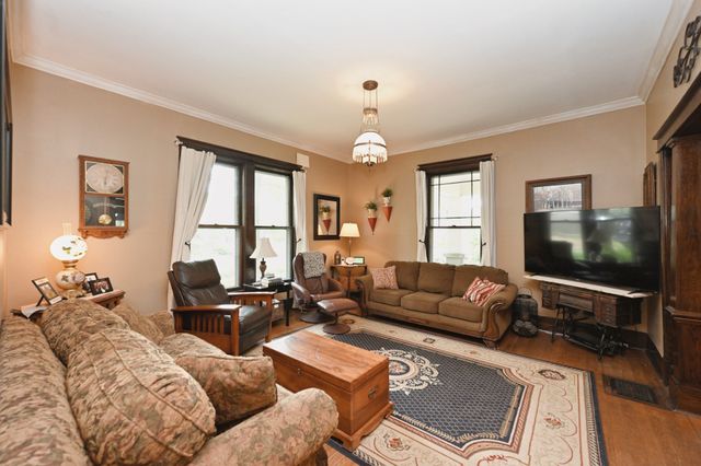 655 E Main St, Gallatin, TN 37066