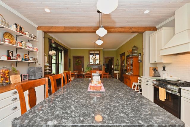 655 E Main St, Gallatin, TN 37066