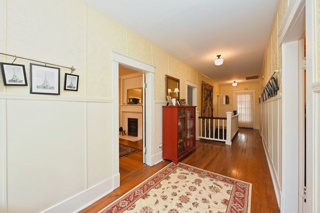 655 E Main St, Gallatin, TN 37066