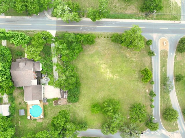 655 E Main St, Gallatin, TN 37066