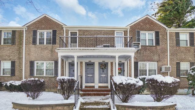 224-08 Horace Harding Lower, Oakland Gardens, NY 11364