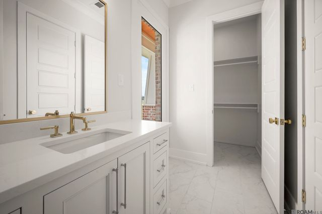 11079 Cessna St, Gonzales, LA 70737