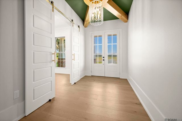 11079 Cessna St, Gonzales, LA 70737