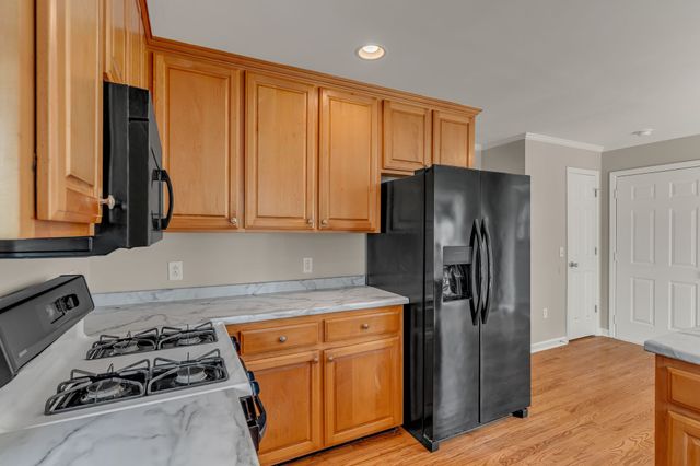 109 Edgeview Ct, Hendersonville, TN 37075