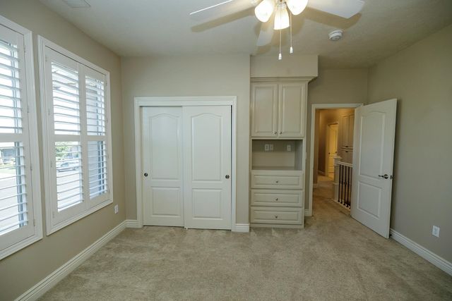 2505 Nathaniel Ct, Escalon, CA 95320