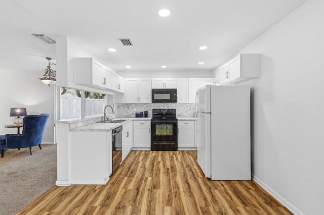 9829 NW 2nd Court, Plantation, FL 33324