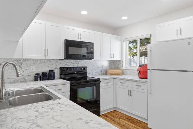 9829 NW 2nd Court, Plantation, FL 33324