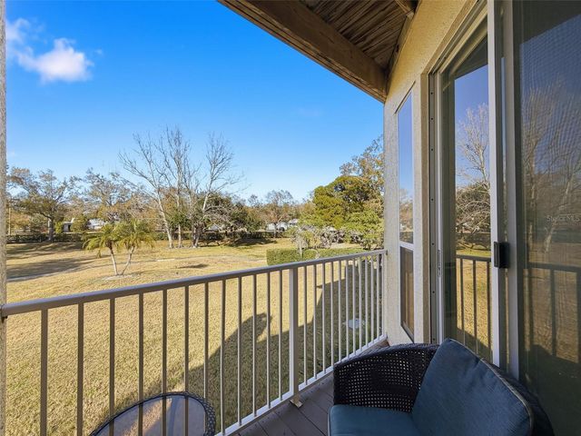 106 BRENT CIRCLE, Oldsmar, FL 34677