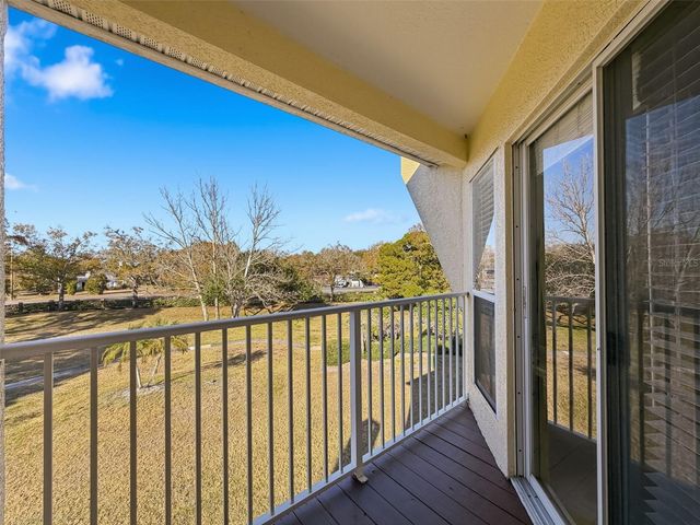 106 BRENT CIRCLE, Oldsmar, FL 34677