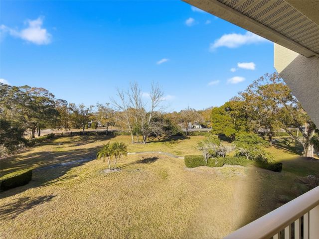 106 BRENT CIRCLE, Oldsmar, FL 34677