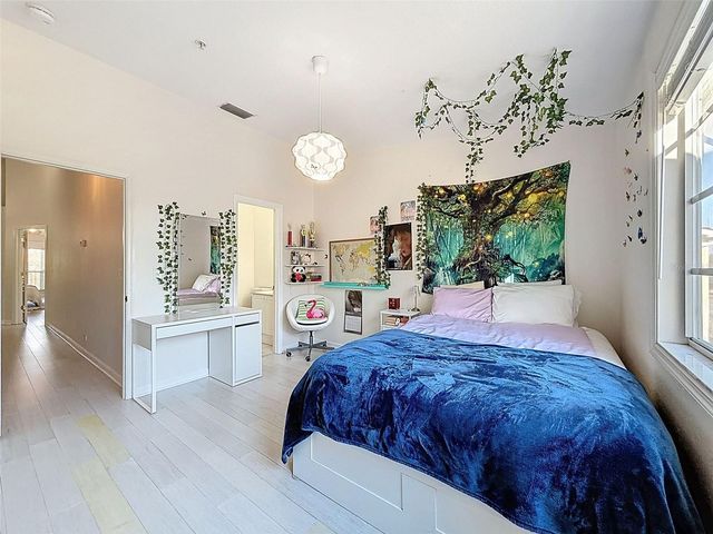 106 BRENT CIRCLE, Oldsmar, FL 34677