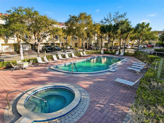 106 BRENT CIRCLE, Oldsmar, FL 34677