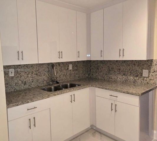 6308 Cleveland Street Main, Hollywood, FL 33024