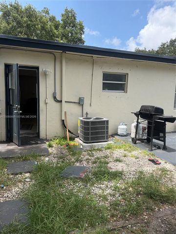 6308 Cleveland Street Main, Hollywood, FL 33024