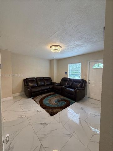 6308 Cleveland Street Main, Hollywood, FL 33024
