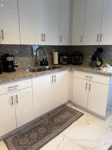 6308 Cleveland Street Main, Hollywood, FL 33024