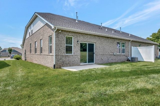 493 Golden Meadow Ln, Hendersonville, TN 37075