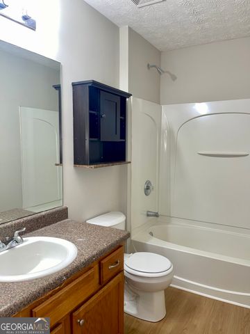 8262 Parkwood Place, Jonesboro, GA 30238