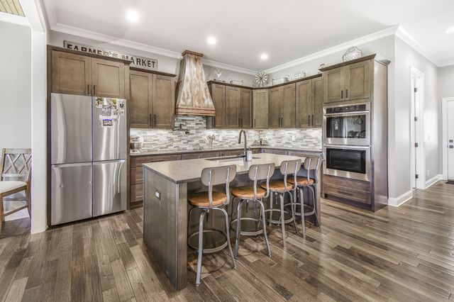 640 Riverview Estates Ln, Castalian Springs, TN 37031
