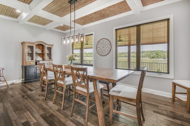 640 Riverview Estates Ln, Castalian Springs, TN 37031