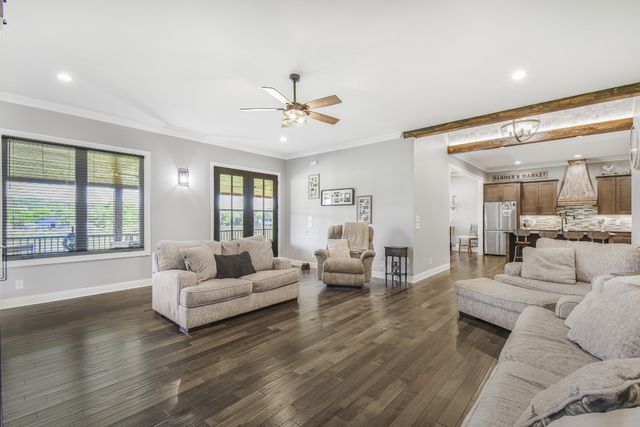 640 Riverview Estates Ln, Castalian Springs, TN 37031