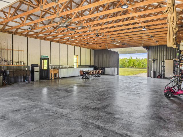 640 Riverview Estates Ln, Castalian Springs, TN 37031
