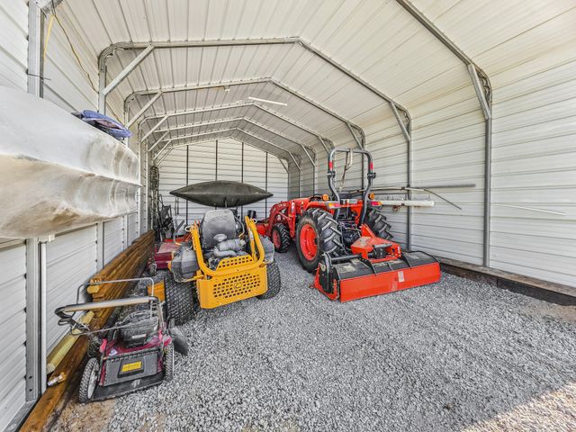 640 Riverview Estates Ln, Castalian Springs, TN 37031