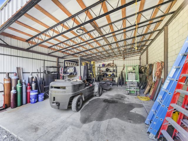 640 Riverview Estates Ln, Castalian Springs, TN 37031
