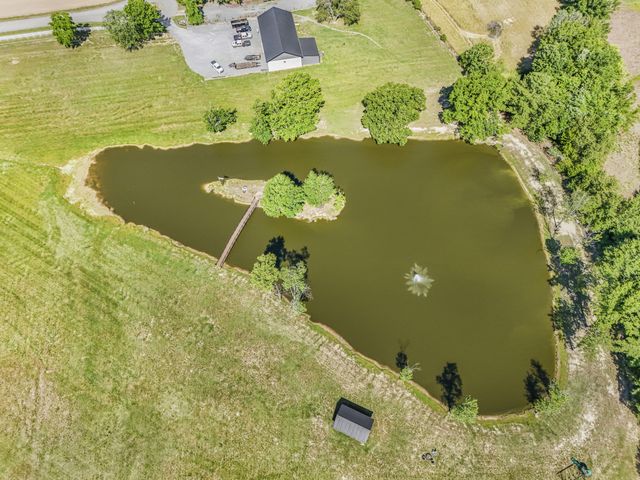 640 Riverview Estates Ln, Castalian Springs, TN 37031