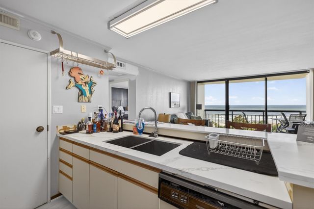 5220 Seawall Boulevard 735, Galveston, TX 77551