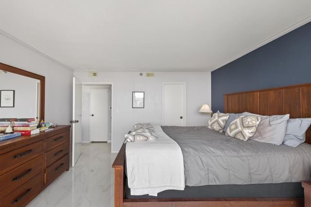 5220 Seawall Boulevard 735, Galveston, TX 77551