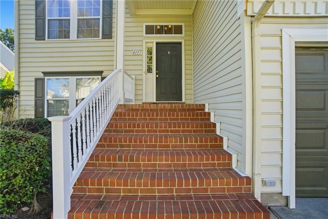 411 Prince Michael Ct CT, Chesapeake, VA 23320