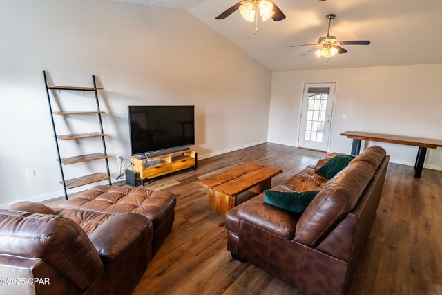 1103 Mississippi Avenue, Lynn Haven, FL 32444